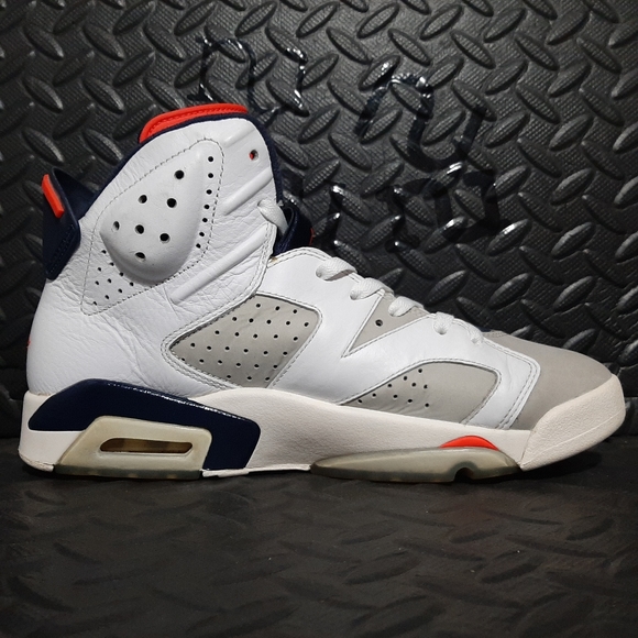 Jordan 6 Retro Tinker 384664-104 size 8.5 - Picture 4 of 9